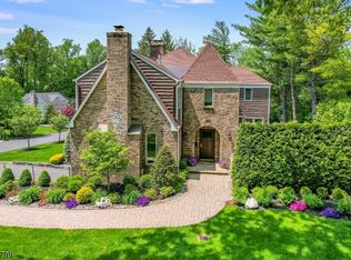 48 Bedford Rd, Summit, NJ 07901