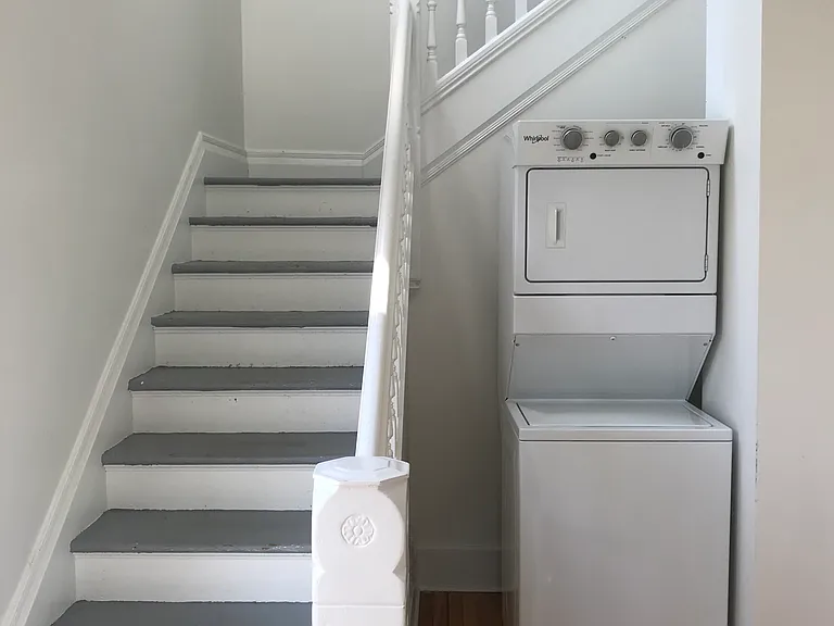 444 Lake St #2 — Photo 3