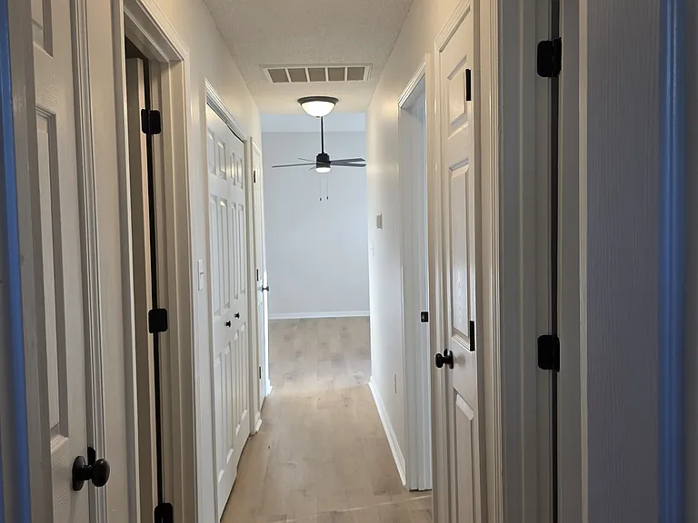2419 Middleburg Dr — Photo 15