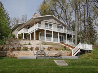 28814 Cedarama Dr, Marcellus, MI 49067