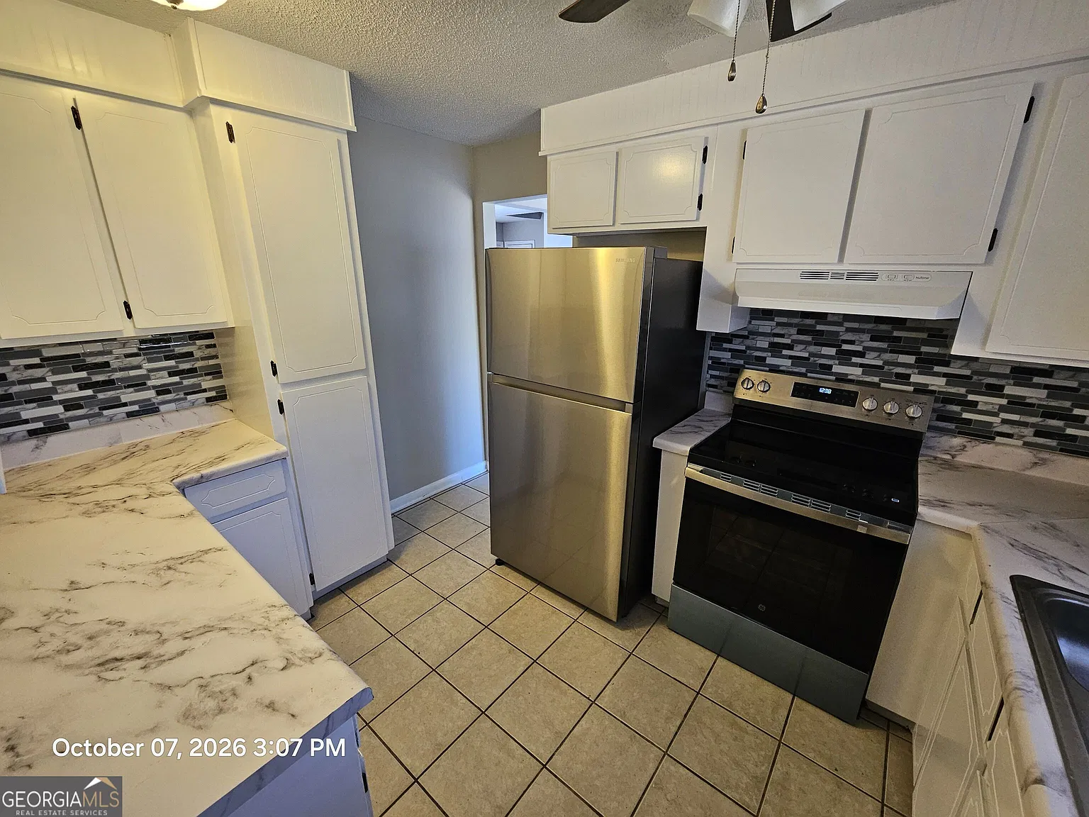4 bed, 2.0 bath, 1964 sqft, $1,650 — Photo 4