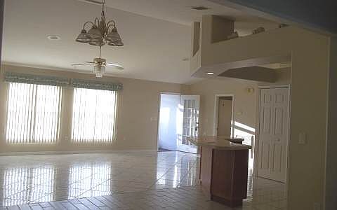 4th image of 2901 Duane Palmer Blvd