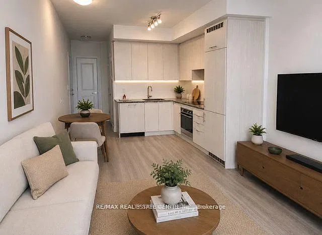 1 bed, $2,000 — Photo 3