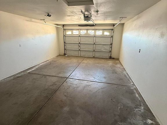 3rd image of 3378 Kiowa Blvd S