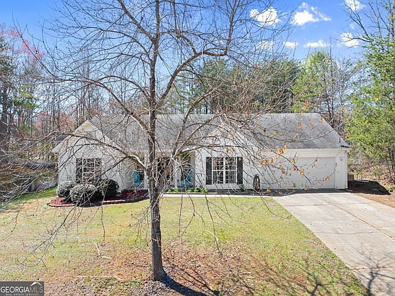 5th image of 536 Redbud Ln