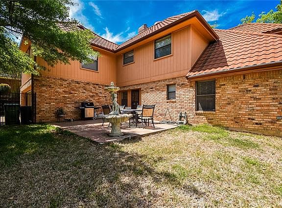 4th image of 3116 Woodridge Dr