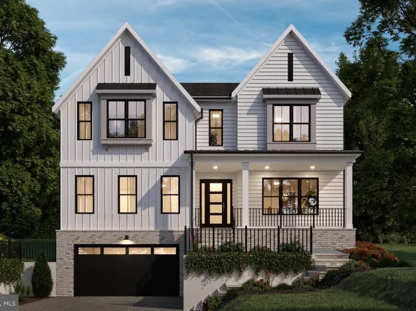 7703 Lunceford Ln, Falls Church, VA 22043