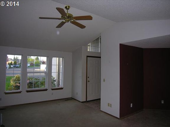 5th image of 2026 SE Jean Ct