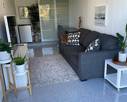 4th image of 472 Rosecrans Ave #2