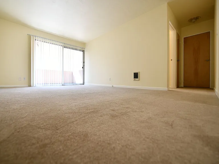 1555 Madison St — Photo 11