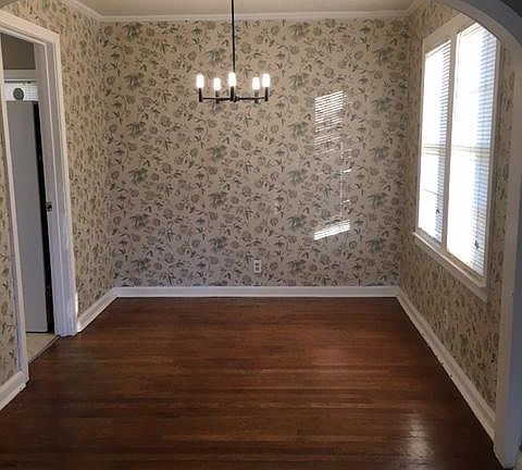 3rd image of 624 1/2 Cleveland St #624-1/2