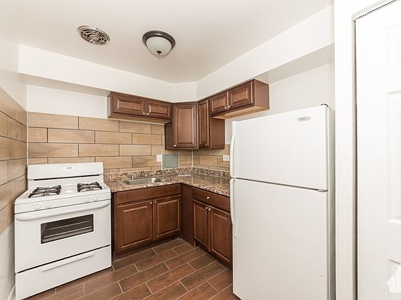 5th image of 1515 W Morse Ave #4