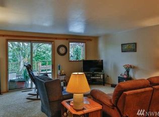 6218 NE 196th St, Kenmore, WA 98028