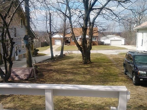 2nd image of 31 Winchester Ave