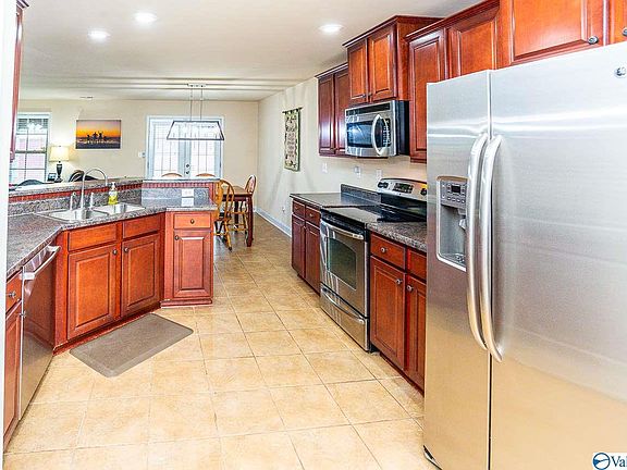 5th image of 2516 Millwood Cir SE