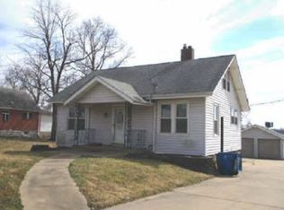 11250 Larimore Rd, Saint Louis, MO 63138