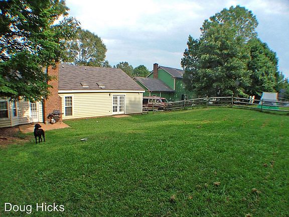 4th image of 7301 Canyon Dr