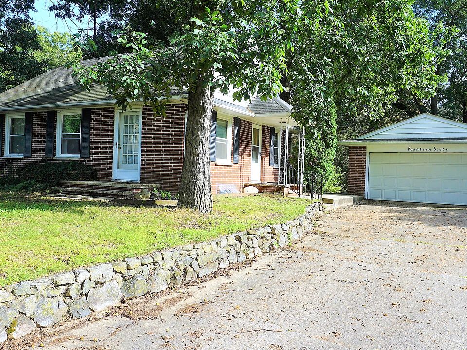 1st image of 1460 E Crooked Lake Dr