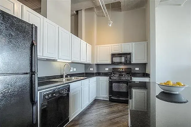 2107 Grand Blvd #903 — Photo 8