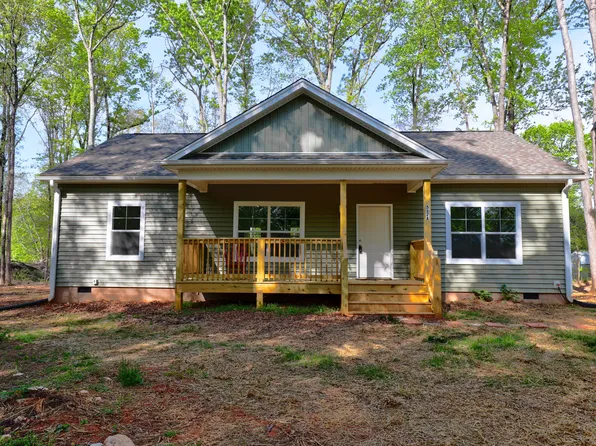 512A E Graham St, Mebane, NC 27302