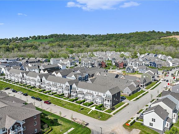 3rd image of 1636 Hastings Park Dr