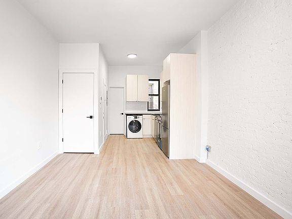 5th image of 446 W 55th St #1F