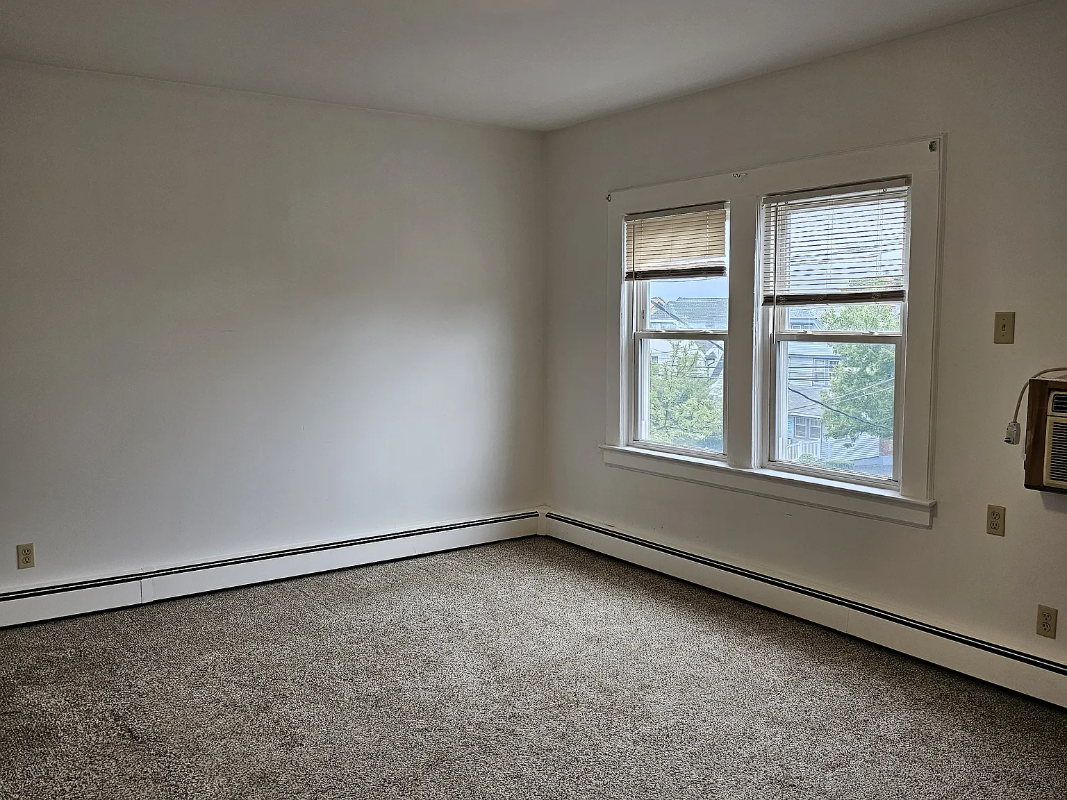 795 Kearny Ave — Photo 4