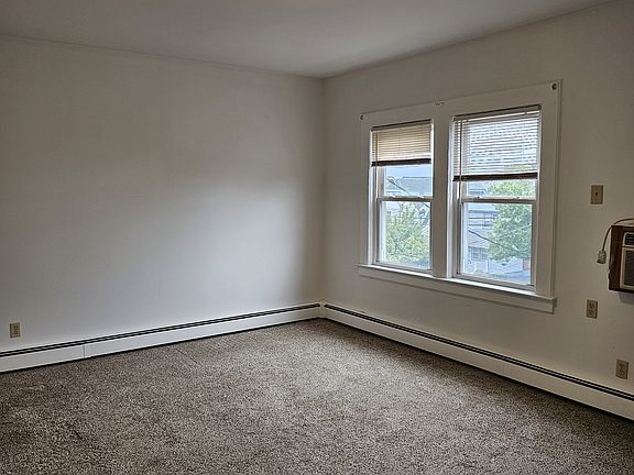 4th image of 795 Kearny Ave Floor 2