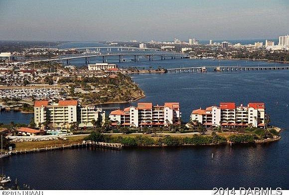 1st image of 752 Marina Point Dr #752