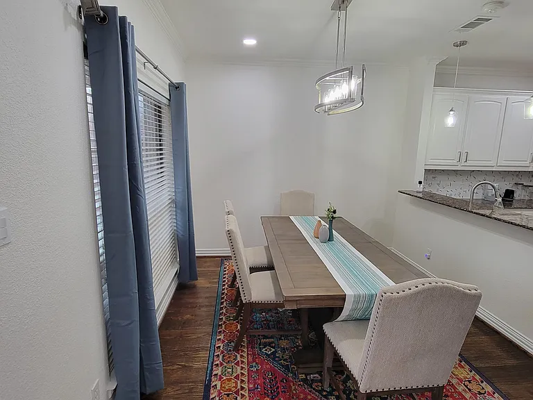 4263 Towne Lake Ct — Photo 8
