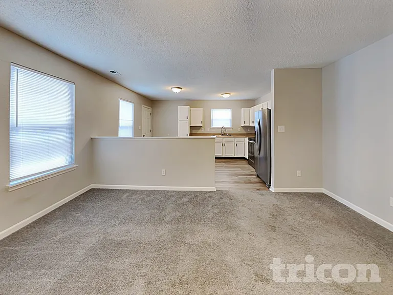 26 Kensington Ct — Photo 3