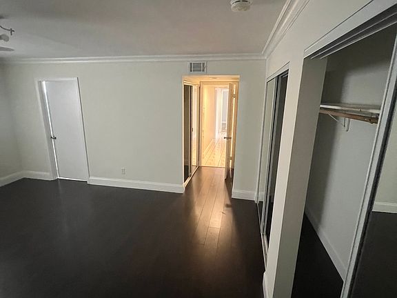 3rd image of 8673 Canterbury Ave