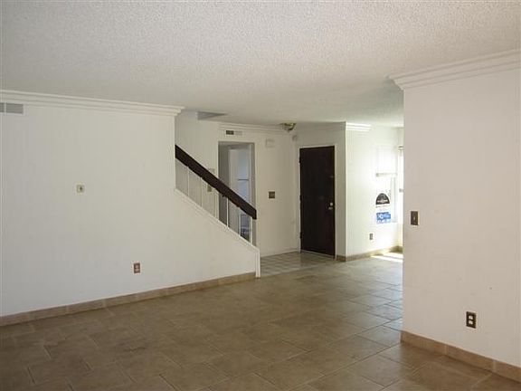 4th image of 6948 Sandleford Way