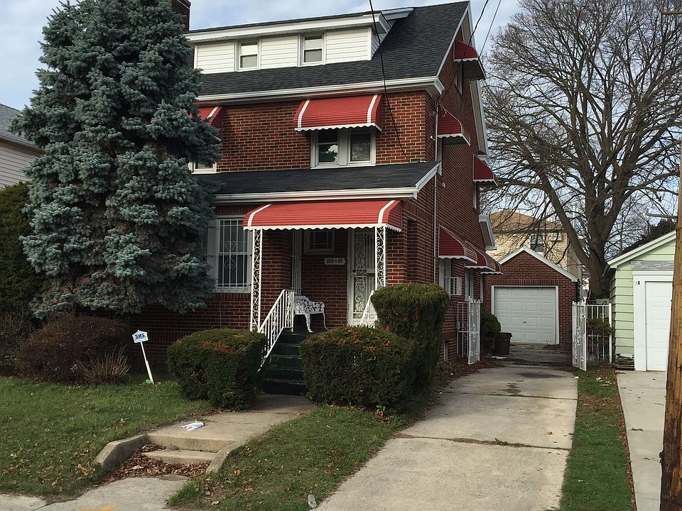 2nd image of 209-49a 110th Ave