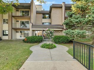 1620 Highway 36 W APT 305, Roseville, MN 55113
