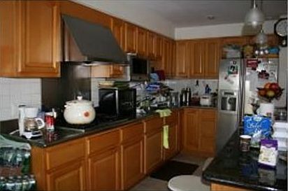 3rd image of 2861 W 31st St