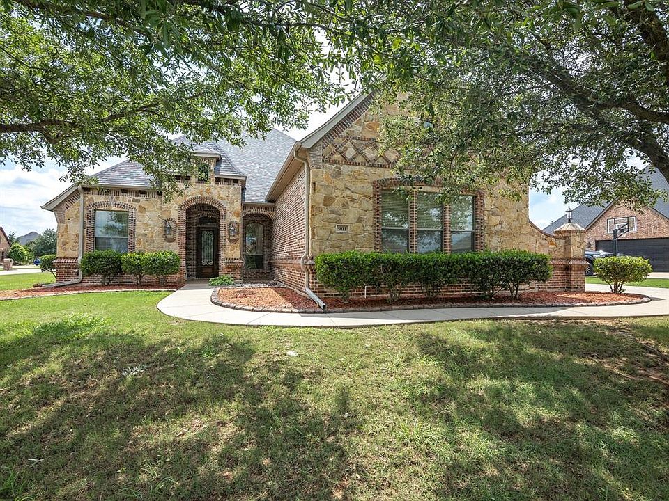 1st image of 901 Egan Way Ct