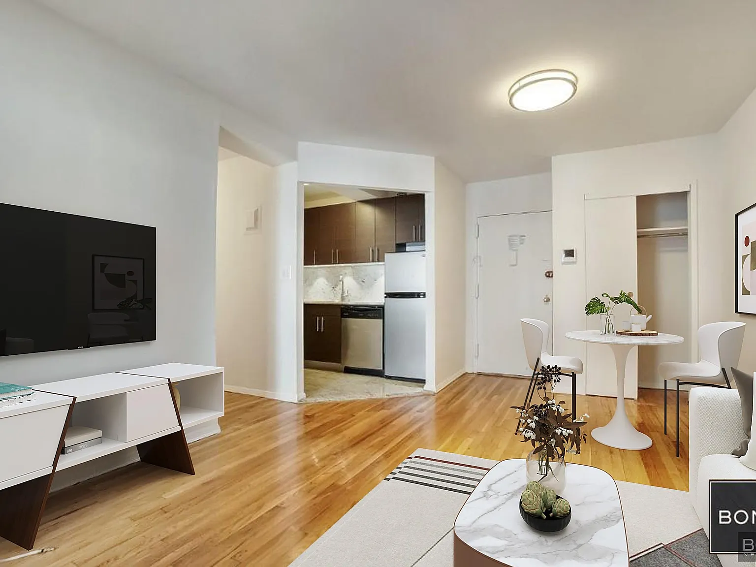 214 East 24th Street — Photo 2