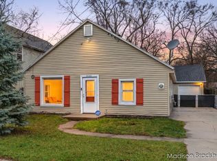 2655 Longfellow Ave SW, Wyoming, MI 49509