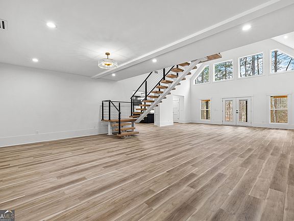 5th image of 354 Turner Rd