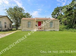 1120 1st Ave S, Texas City, TX 77590