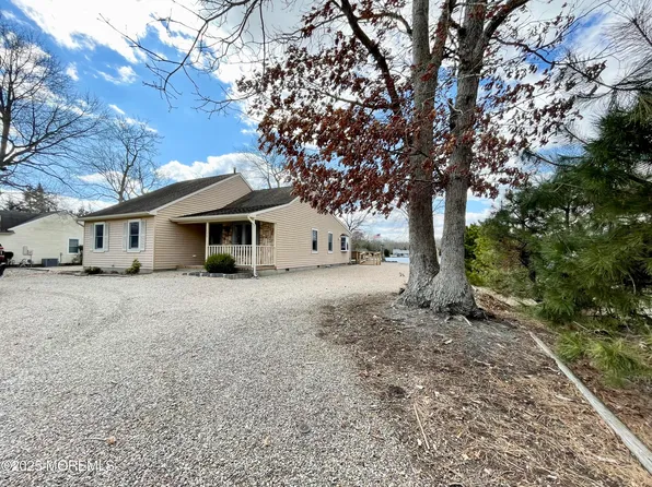 152 Jennings Road, Manahawkin, NJ 08050