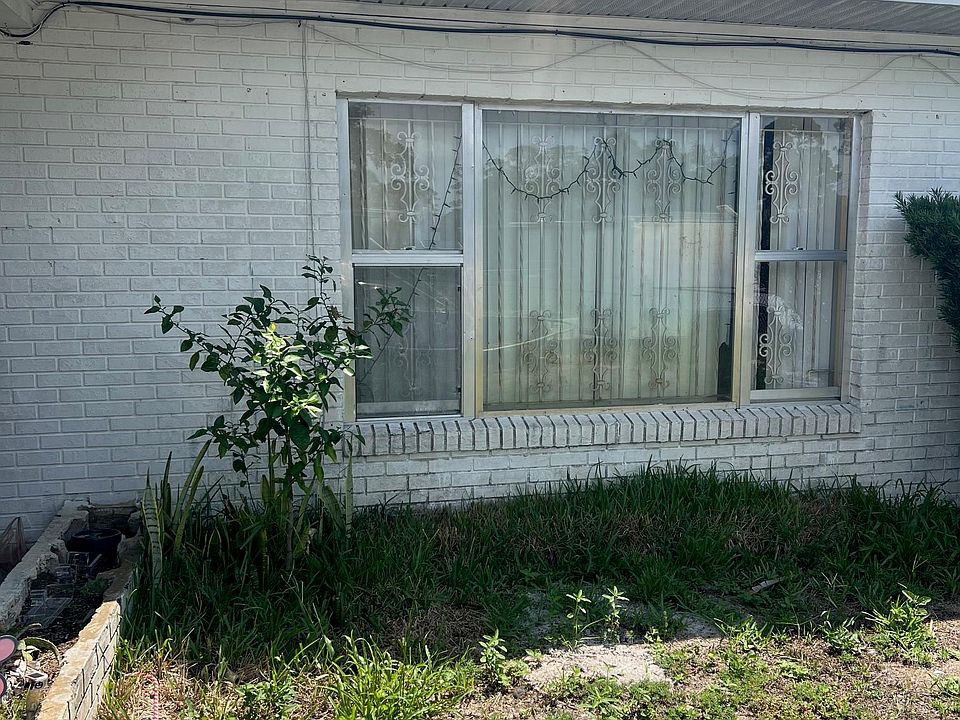 1st image of 941 Marion St