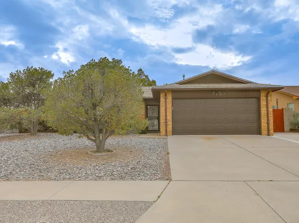 7907 Golden Spike Dr NW, Albuquerque, NM 87120