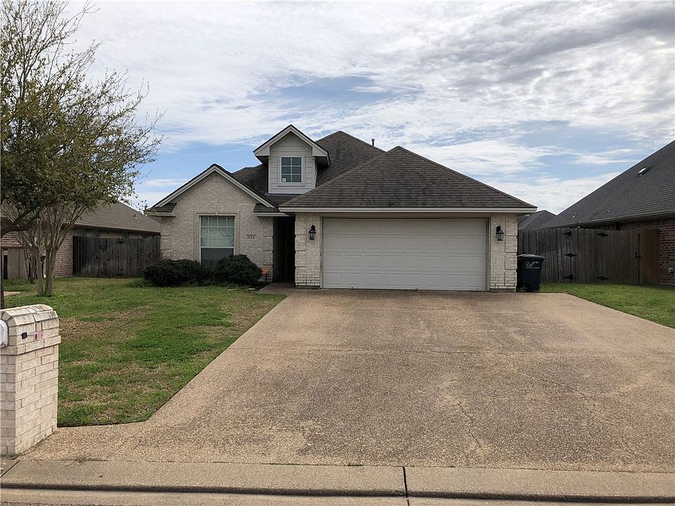 1st image of 936 Crystal Dove Ave