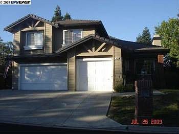 1st image of 823 Buckingham Pl