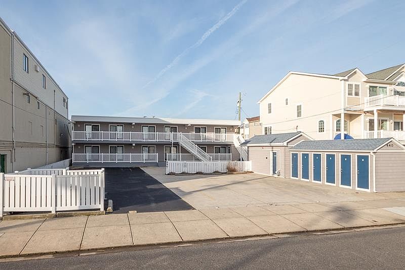 2nd image of 440 East 24th Avenue #B