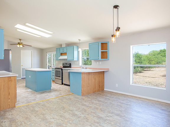 5th image of 1187 N Basyl Ln