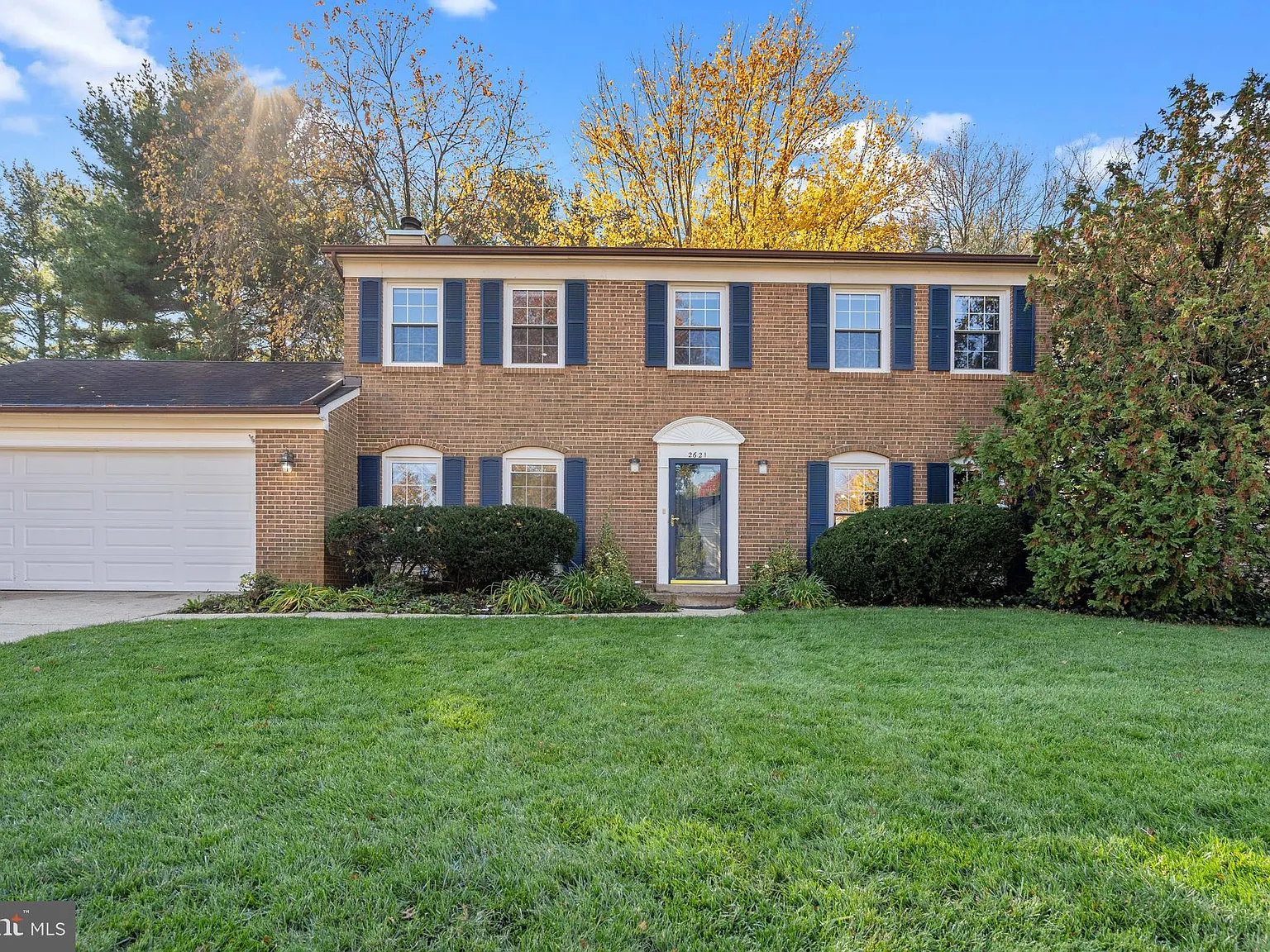 4 bed, 2.5 bath, 1836 sqft, $3,595 — Photo 2