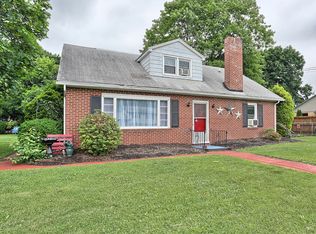 312 S Broad St, Mechanicsburg, PA 17055